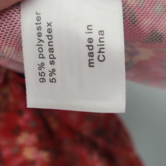 NWT Lane Bryant Floral V-Neck Blouse, Size 22/24, Peasant Style, Soft, Lined - Picture 5 of 6